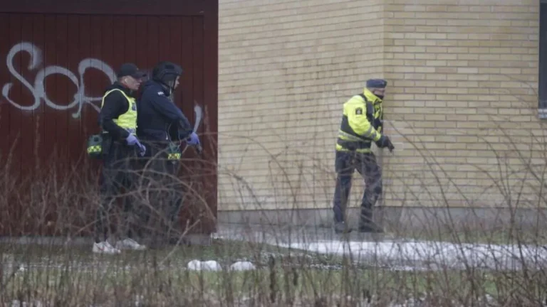 10 muertos en un centro educativo para adultos en Suecia