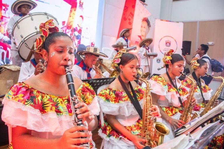 14 mil niños del Magdalena se benefician con Fase II de Escuelas Populares de Música