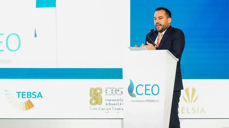 $300 mil millones a comercializadoras de energía mediante cesión de derechos para subsidios