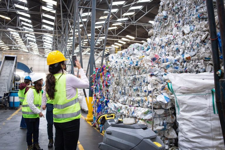 380 empresas colombianas impulsan transición hacia la economía circular en el país