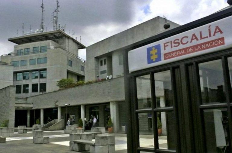 4 capturados en operativo contra banda que robaba carros embargados para venderlos
