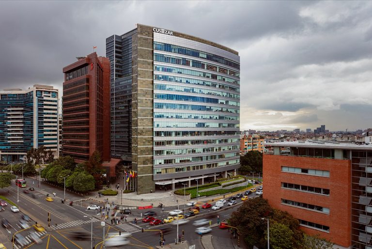 70 años construyendo país: el legado urbano de Cusezar en vivienda e infraestructura