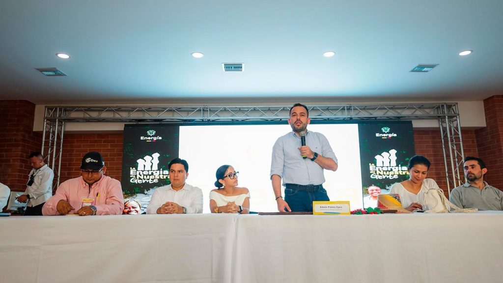 Acuerdo tripartito para conectar a La Guajira con la transición energética