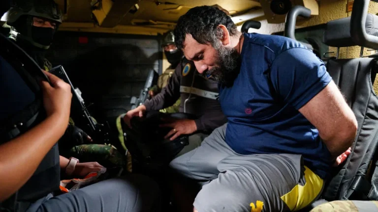 Adolfo Macías, alias “Fito”, acepta ser extraditado de Ecuador a EE.UU.