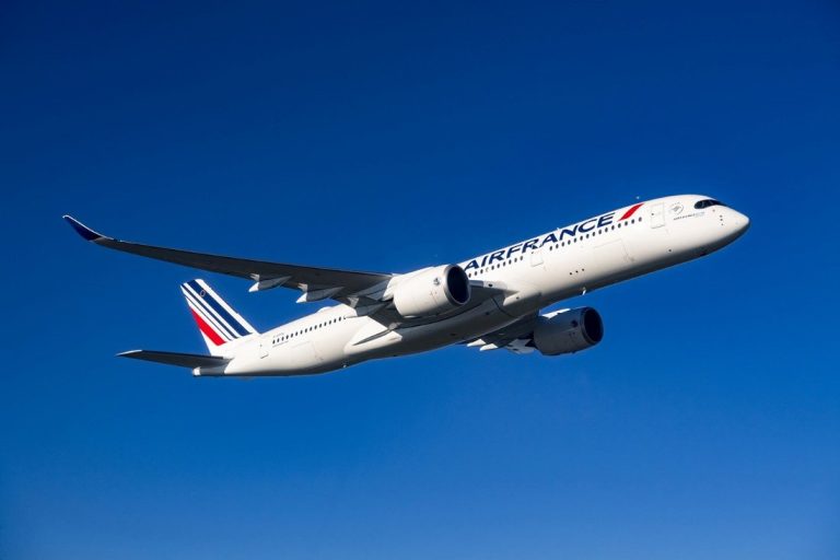 Air France anuncia nuevo horario para su vuelo Bogotá-París