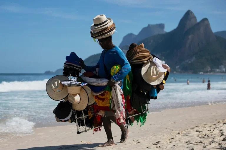 Alcalde de Río de Janeiro flexibiliza restricciones a la música en vivo en las playas