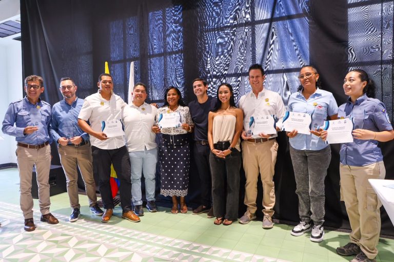 Alcaldía de Santa Marta reconoce cuidado de seis playas y gestión turística