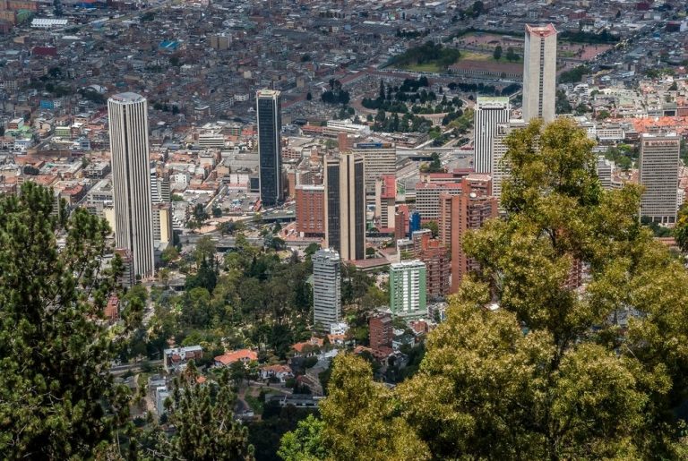 Apartamentos dominan el 84% de la demanda inmobiliaria en Colombia este año