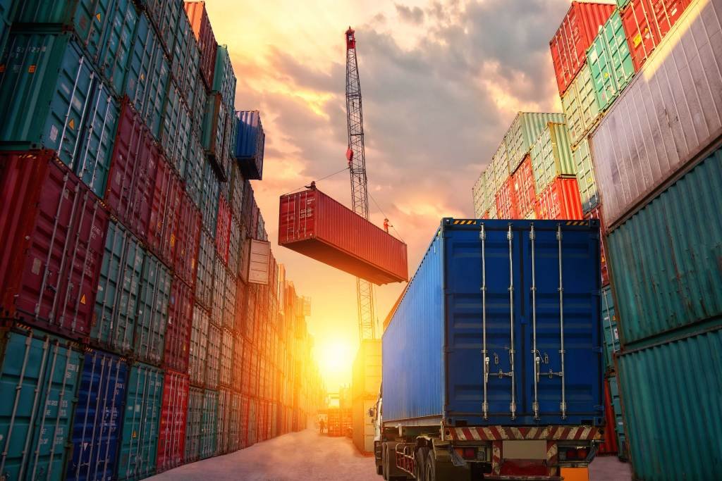 Aranceles, guerras y elecciones: qué esperar del mercado al cierre de 2025