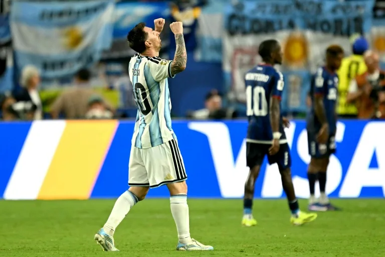 Argentina sufre para poner fin al sueño de Cabo Verde y meterse en octavos
