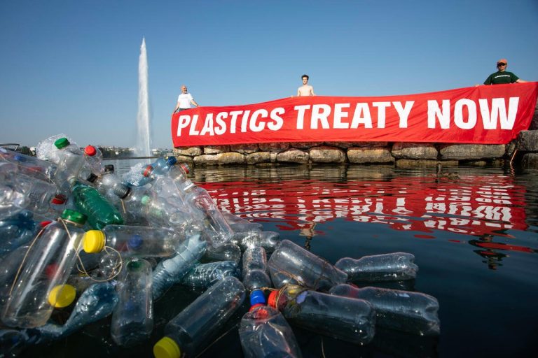 “Aún sin acuerdo, la lucha continúa” para lograr Tratado Global de Plásticos