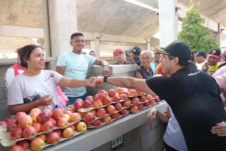 ¡Barranquilla es líder nacional en confianza del consumidor!: alcalde Char