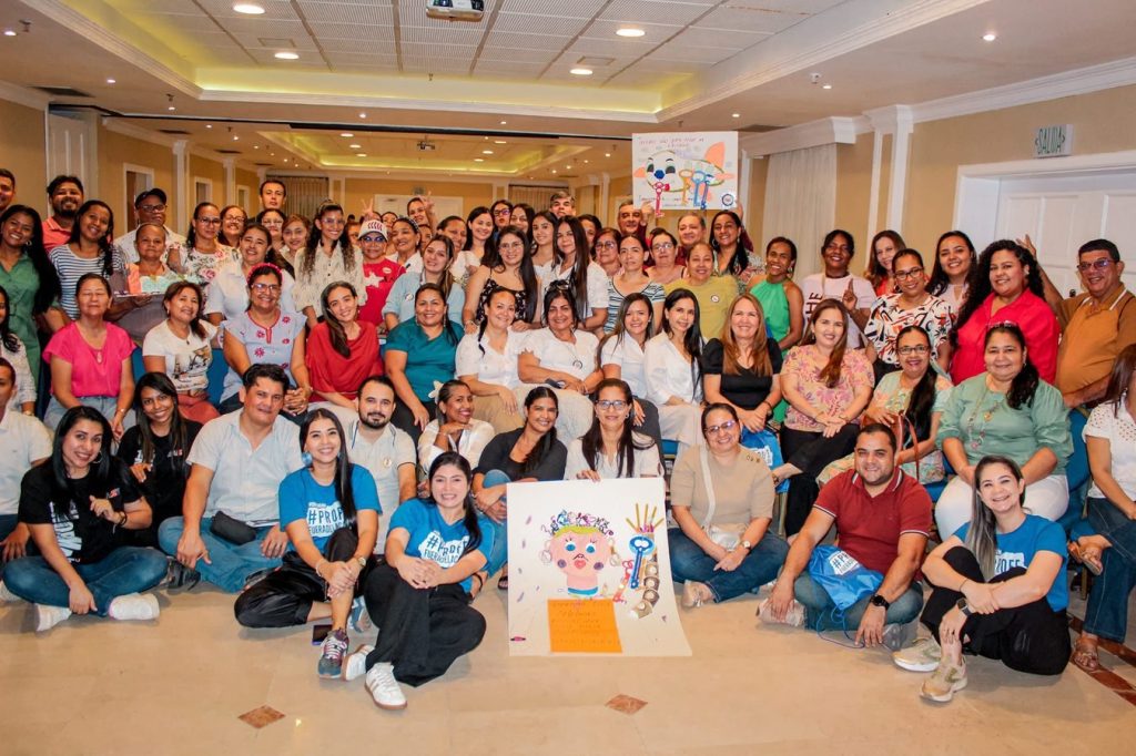 Barranquilla se abre a la innovación educativa: más de 100 docentes se forman para transformar sus aulas