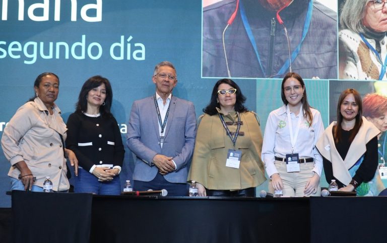 Bogotá cierra el II Congreso Empresarial de Economía Plateada