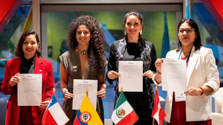 Chile, Colombia, México y Perú firman declaratoria por la educación artística y cultural