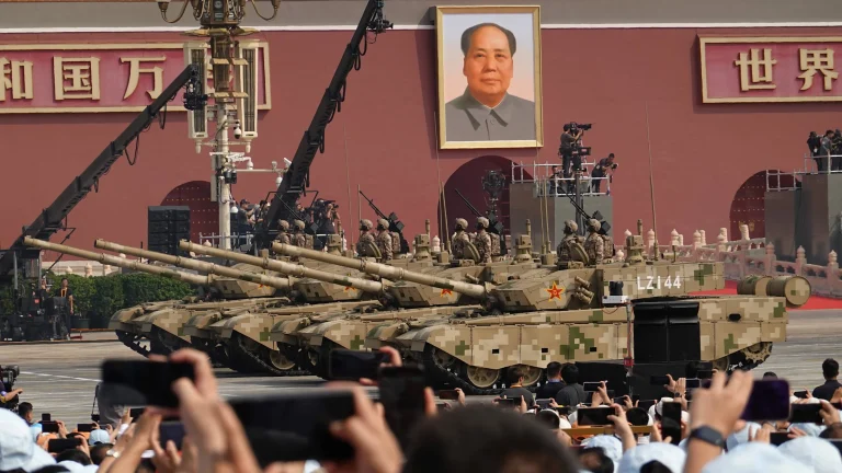 “China es imparable”: Xi Jinping exhibe el poder de su país en un gran desfile militar