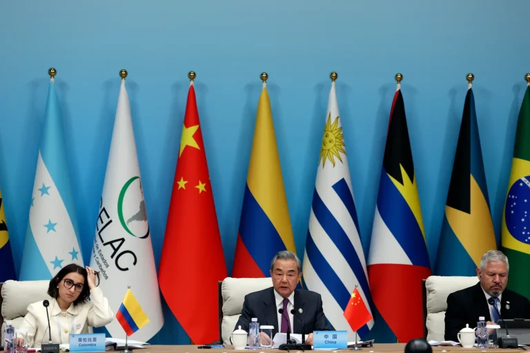 China permite entrada sin visa a ciudadanos de 5 países de A. Latina