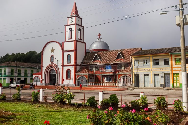 Colombia busca sus próximos referentes de turismo rural ante el mundo