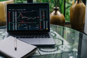 Cómo gestionar tu dinero de manera inteligente en la era digital