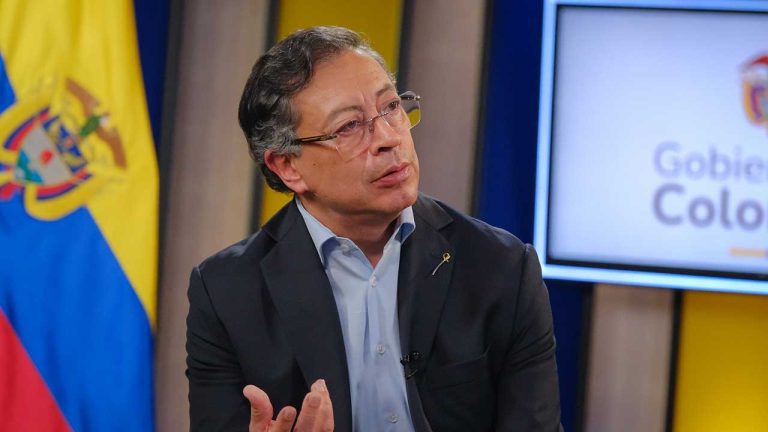 Con abogados de EEUU Petro se defenderá de las acusaciones que le hizo Trump