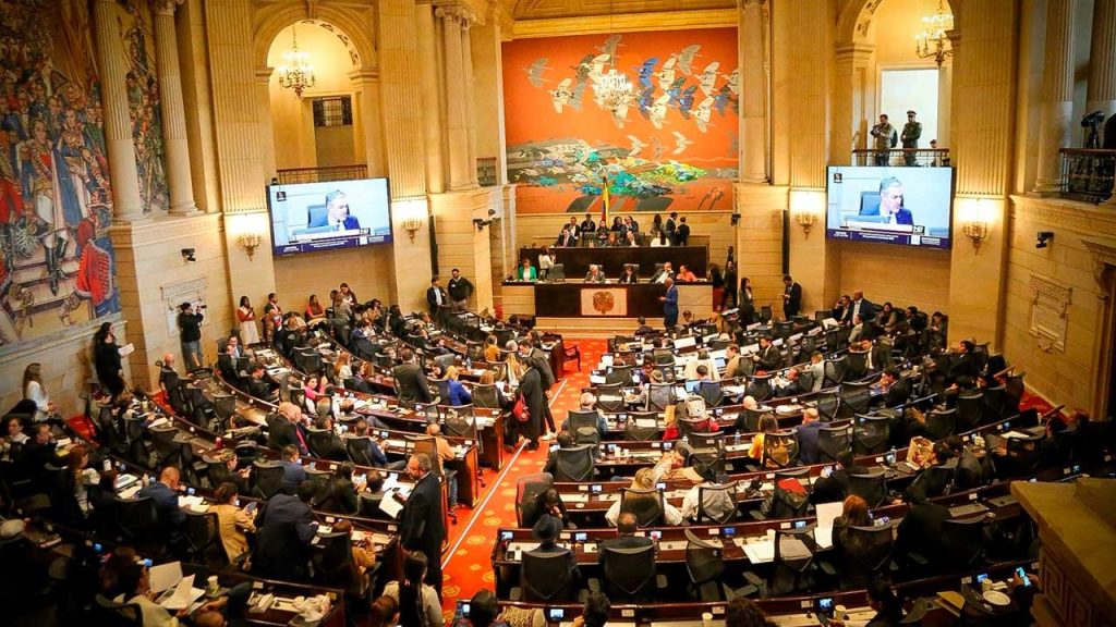 Congreso aprobó en primer debate presupuesto para 2026