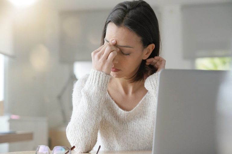 Conoce sobre el autocuidado responsable: lo que puedes hacer por tu salud (y lo que no)