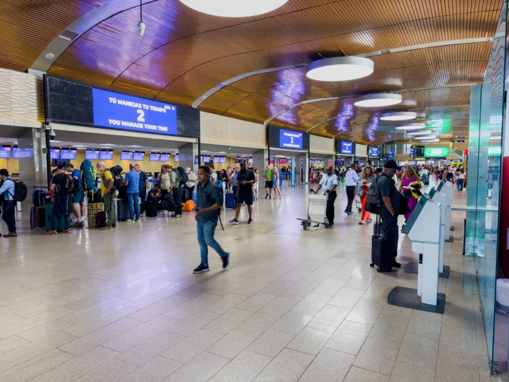 Creció el movimiento de pasajeros en el Aeropuerto Internacional Rafael Núñez