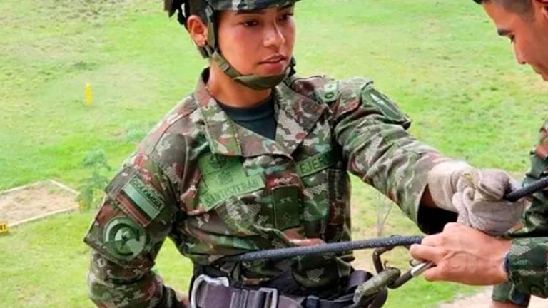 Destacan desempeño de 32 capitanes mujeres para ascender al grado de mayor