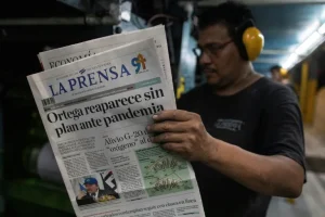 Diario La Prensa dedica el premio de la Unesco a los “condenados al silencio”