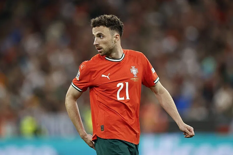 Diogo Jota ¡Final del partido! Delantero del Liverpool se mató en su automóvil