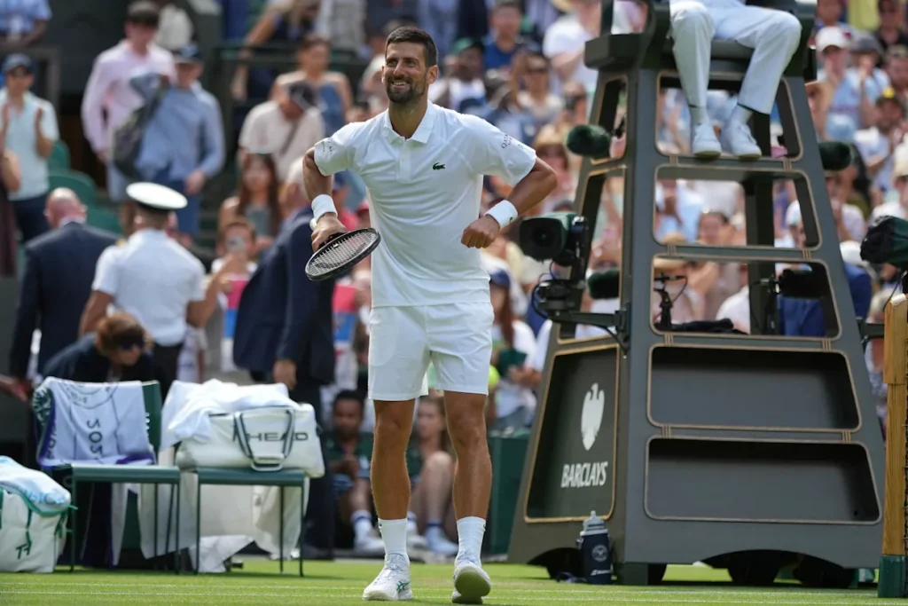 Djokovic llega a 100 victorias en Wimbledon y se une a Navratilova y Federer
