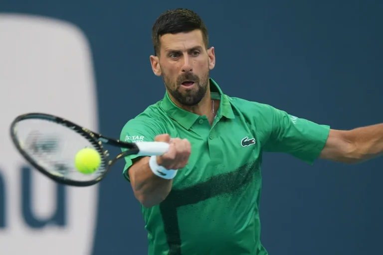Djokovic vence a Korda y avanza a semifinales en busca de su 7mo título en Miami