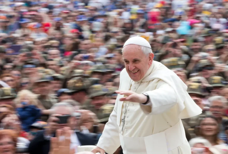 Dolor en el mundo de la fe en Dios: ha muerto el papa Francisco a los 88 años
