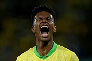 El Brasil de Ancelotti se crece con goleada 3-0 ante Chile