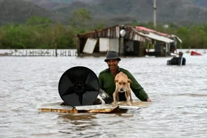El Caribe se recupera del devastador huracán Melissa, que se acerca a Bermudas