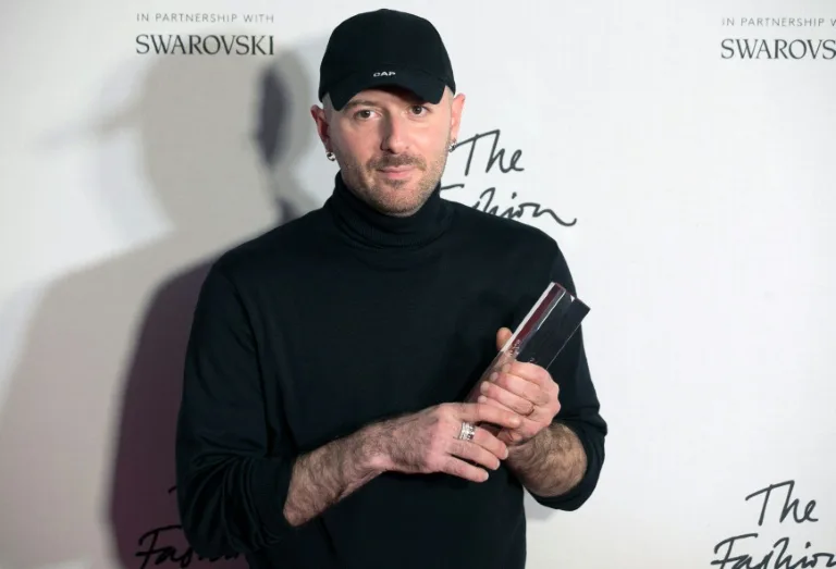 El director artístico Demna deja Balenciaga para sumarse a Gucci