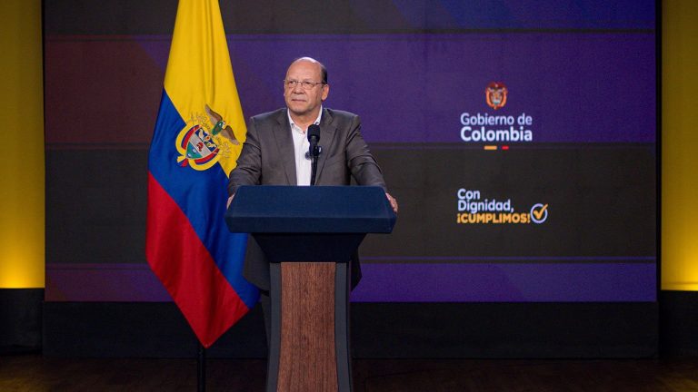 El empalme debe ser un proceso tranquilo: Minhacienda. Ya hubo la primera reunión