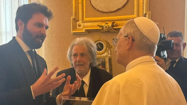 El Papa León XIV recibe a Al Pacino en su primera audiencia con una estrella de Hollywood