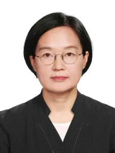 El presidente de Corea del Sur designa a una mujer como primera ministra