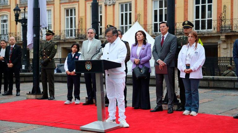 El presidente Gustavo Petro delegó en los testigos “el cuidado transparente de las elecciones”