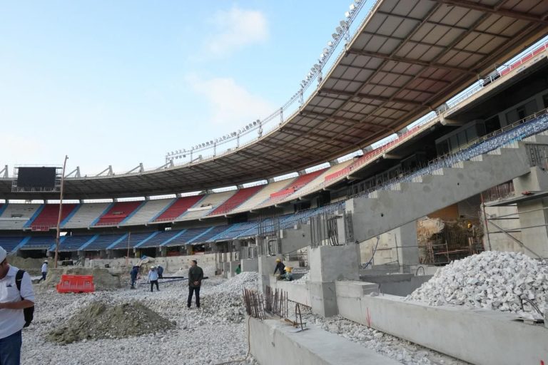 El supermetro será rojiblanco