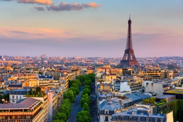 El turismo internacional rompe récords en 2025: Francia, España y Estados Unidos, en el podio