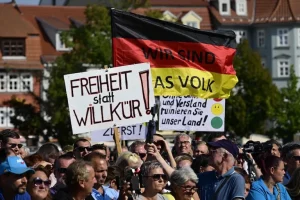 Elecciones en Alemania: ganan los conservadores y la ultraderecha saca un resultado histórico