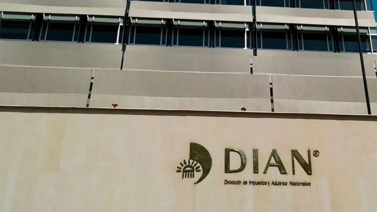 Embargos y procesos penales a más de 20 mil morosos en pago de IVA y Retefuente