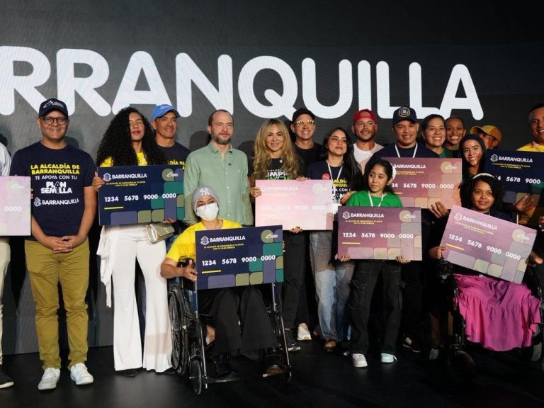 En el marco de una inversión de $2 mil millones, Alcaldía entrega capital semilla a 340 emprendimientos
