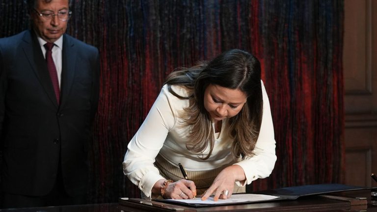 En firme nueva Mintransporte: “Vigilaremos los grandes proyectos de infraestructura”