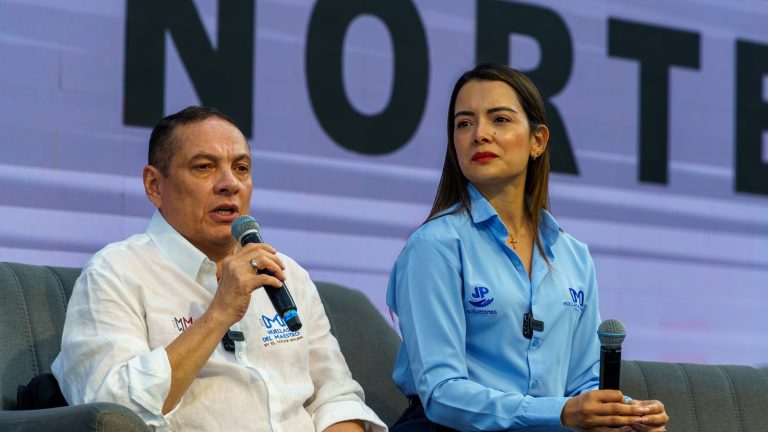Estrella Binaria, vida y obra del Cocha Molina