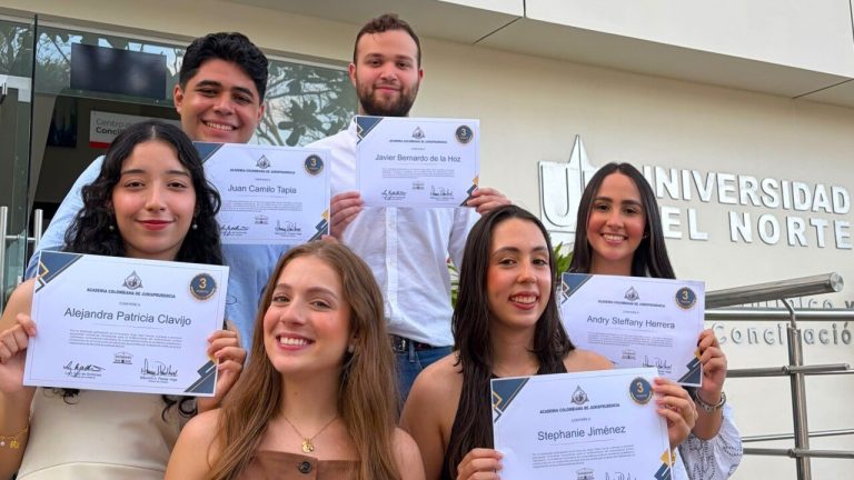 Estudiantes de Derecho Uninorte destacan en Concurso de la Academia de Jurisprudencia