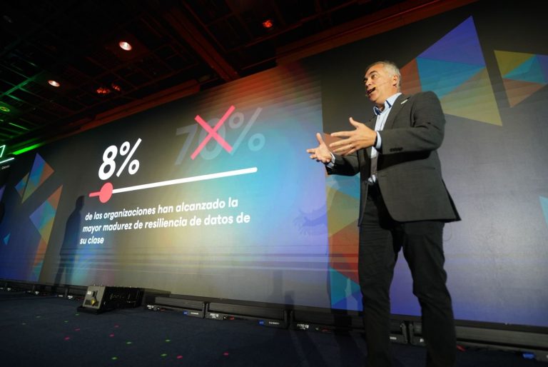 Evalúan últimas tendencias de protección, inteligencia y recuperación de datos