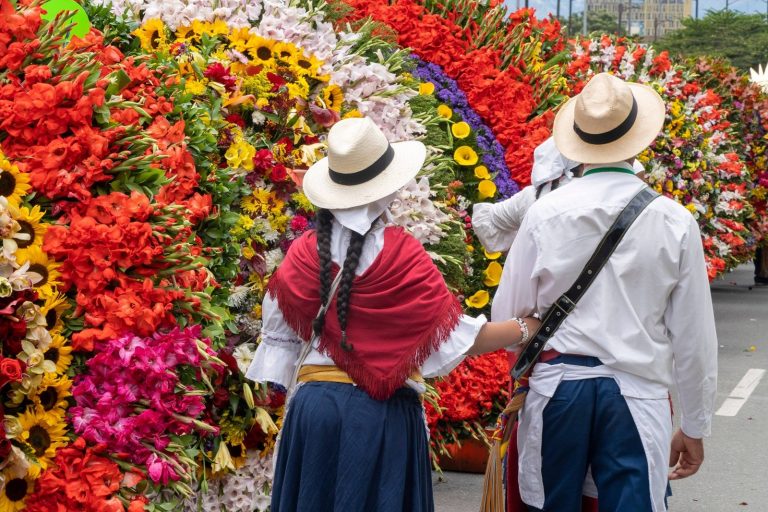 Feria de las Flores impulsa el turismo rural: Santa Elena, Guatapé y Jardín entre los más reservados